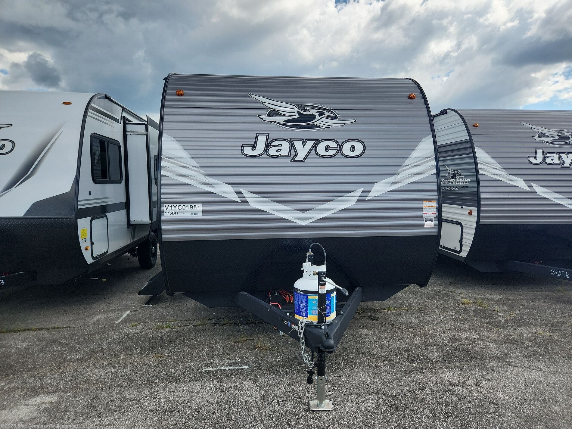 2027 Jayco Jay Flight 175BH - New Travel Trailer For Sale by Blue Compass RV Beaumont in Vidor, Texas