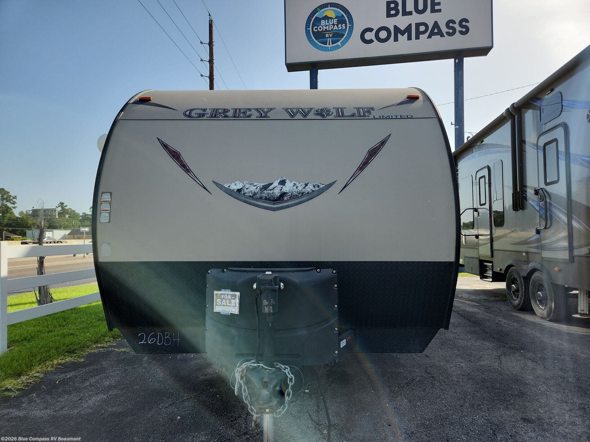 2017 Forest River GREY WOLF 26DBH - Used Travel Trailer For Sale by Blue Compass RV Beaumont in Vidor, Texas