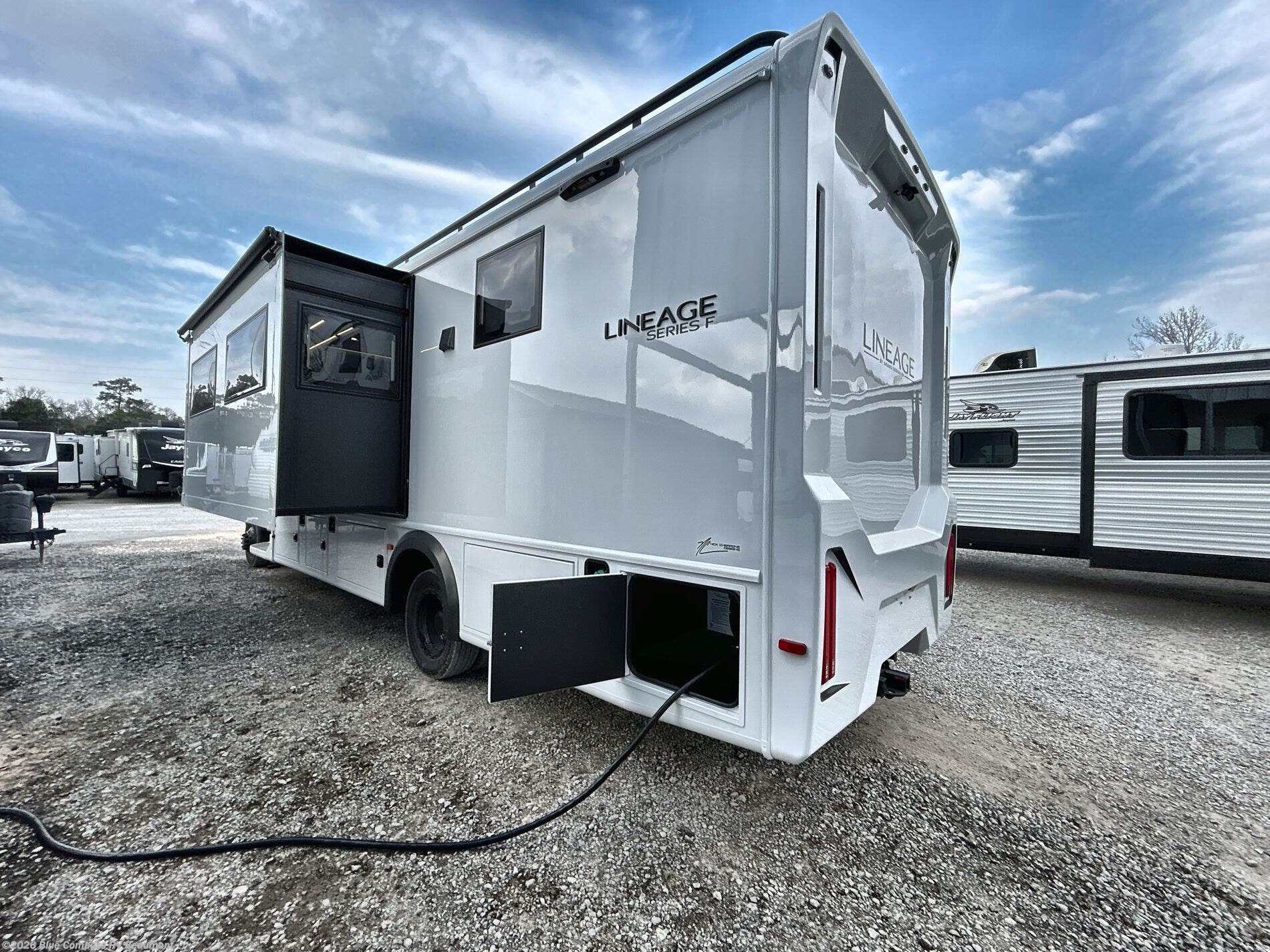 New 2026 Grand Design Lineage Series F 31ZW available in Vidor, Texas