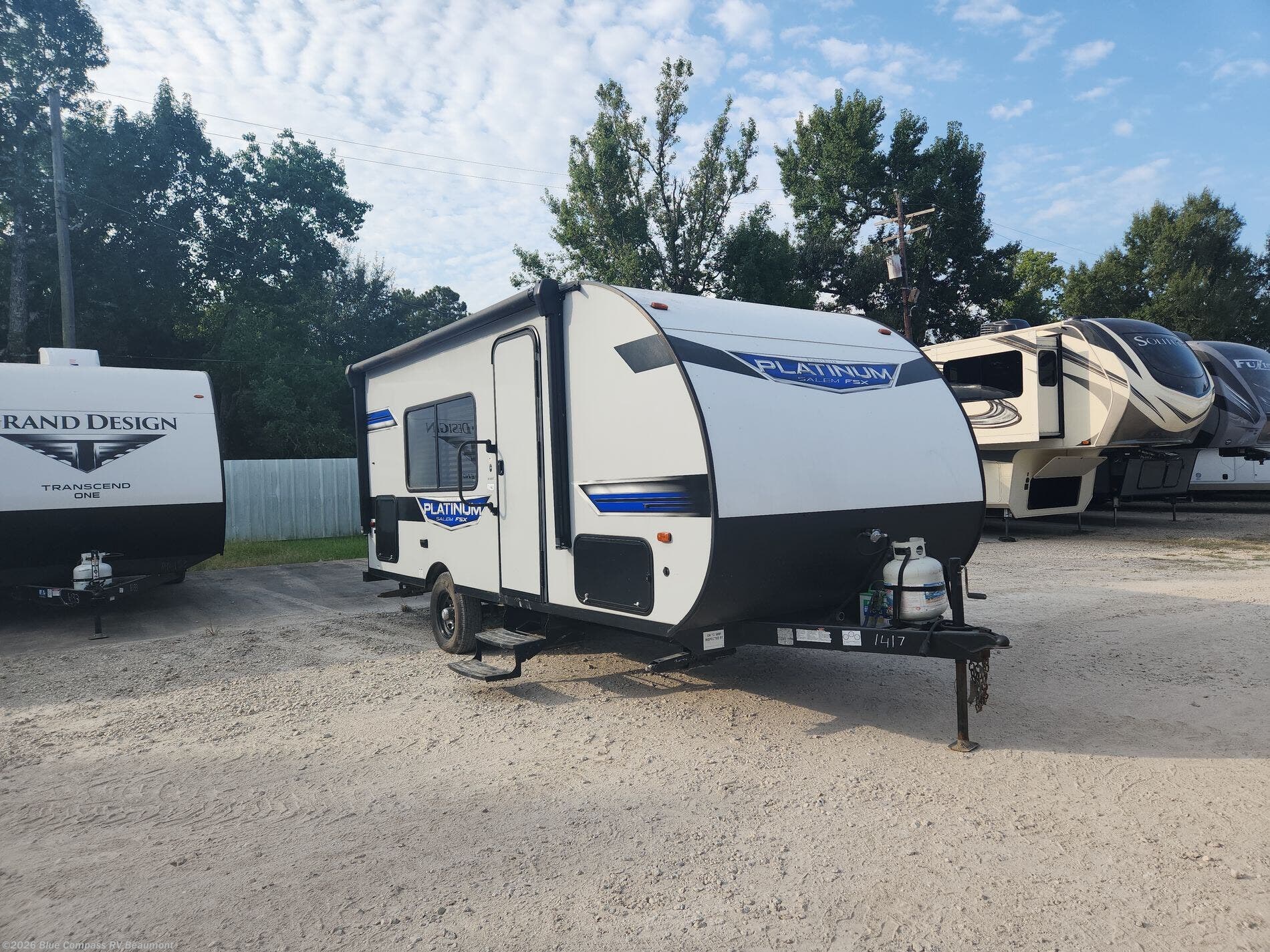 2022 Forest River Salem 167RBK - Used Travel Trailer For Sale by Blue Compass RV Beaumont in Vidor, Texas