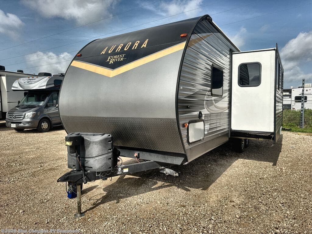 Used 2022 Forest River Aurora 28BHS available in Vidor, Texas