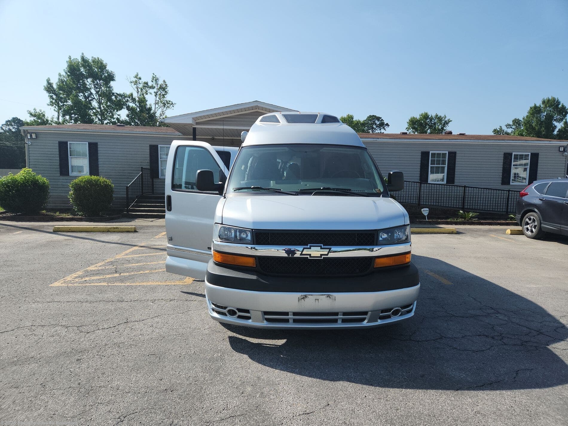 2016 CS 190 by Roadtrek from Blue Compass RV Beaumont in Vidor, Texas