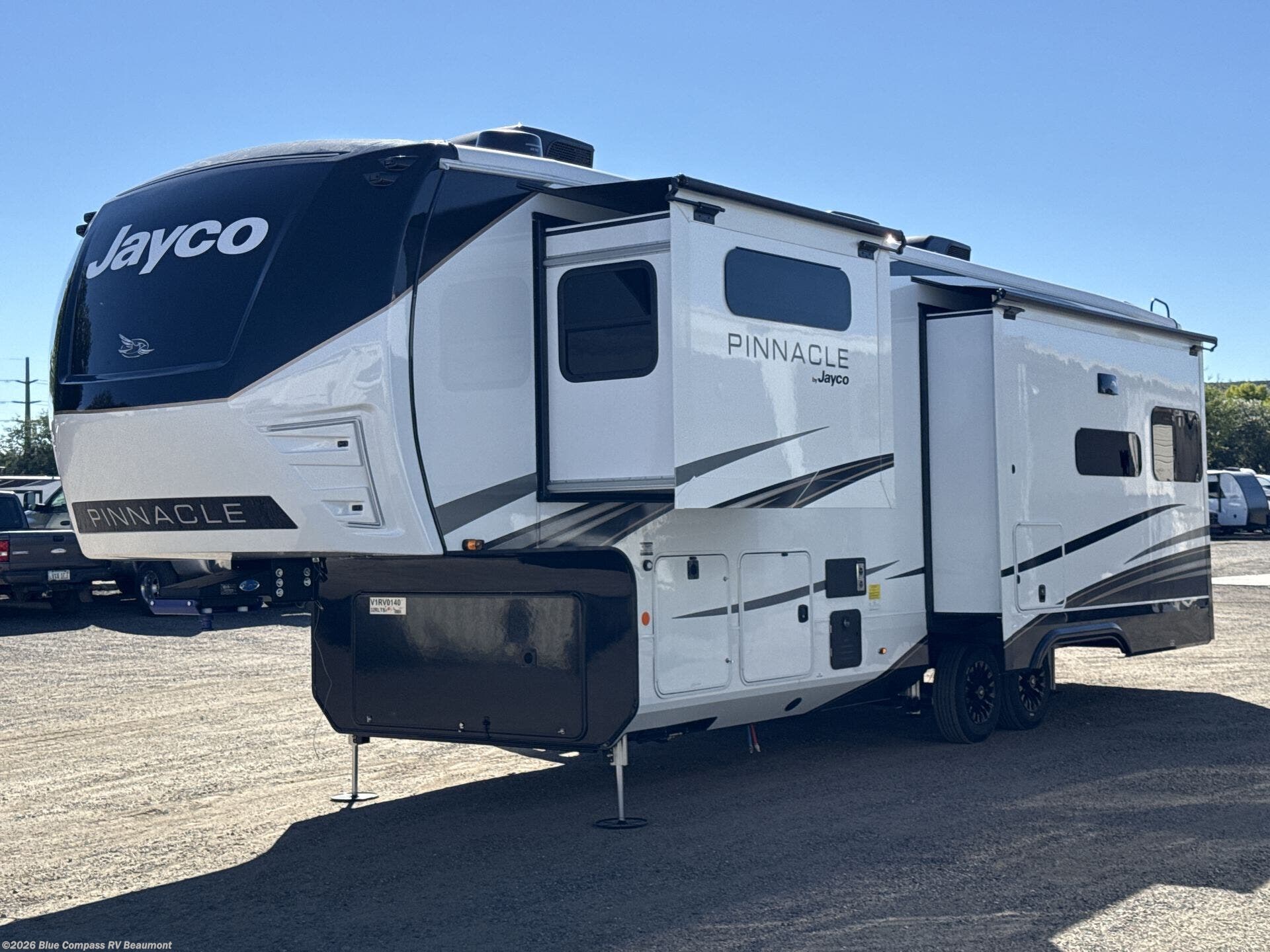 2027 Pinnacle 32RLTS by Jayco from Blue Compass RV Beaumont in Vidor, Texas