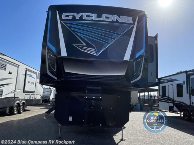 2023 Cyclone CY4006 by Heartland from ExploreUSA RV Supercenter - Rockport, TX in Rockport, Texas