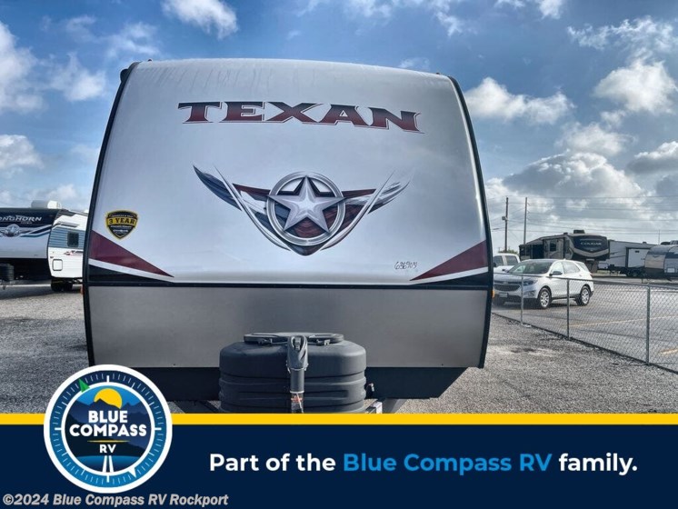 New 2024 CrossRoads Texan 33DB available in Rockport, Texas