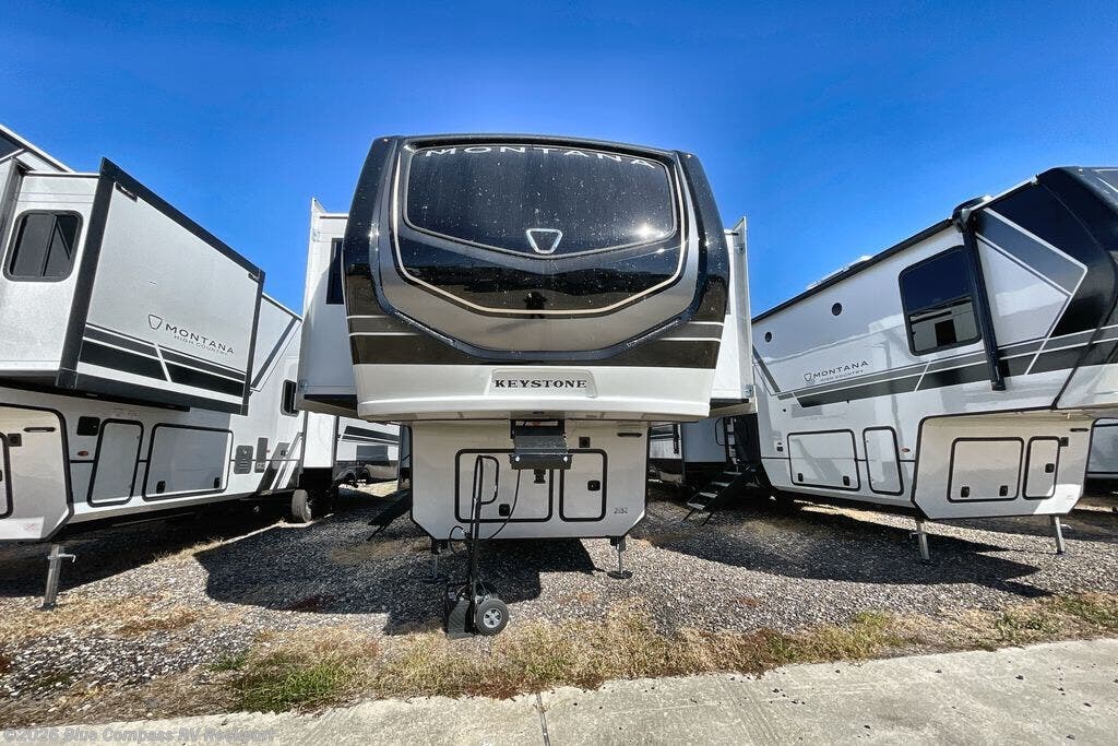 New 2026 Keystone Montana 3761FL available in Rockport, Texas