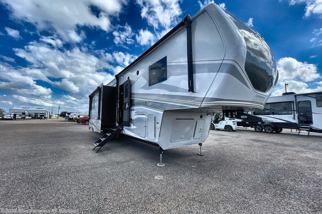 2026 Montana 3915TB by Keystone from Blue Compass RV Rockport in Rockport, Texas
