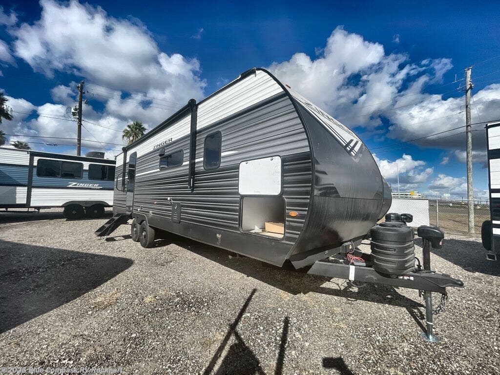 2026 Zinger 280RB by CrossRoads from Blue Compass RV Rockport in Rockport, Texas