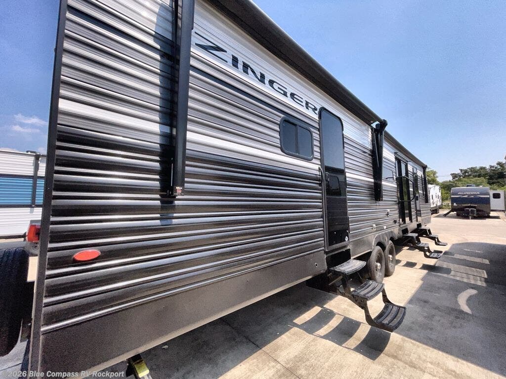 New 2025 CrossRoads Zinger 390DB available in Rockport, Texas