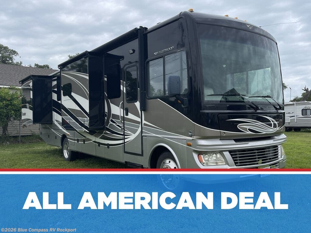 2015 Fleetwood Bounder 34T - Used Class A For Sale by Blue Compass RV Rockport in Rockport, Texas features Slideout