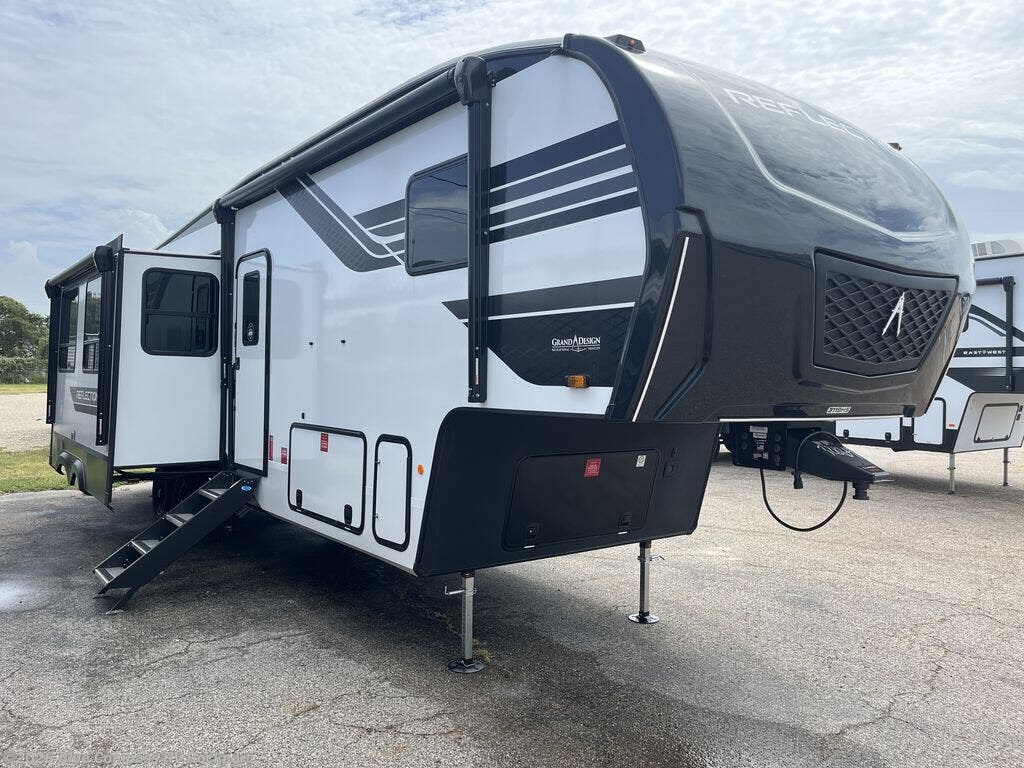 2027 Reflection 311BHS by Grand Design from Blue Compass RV Rockport in Rockport, Texas