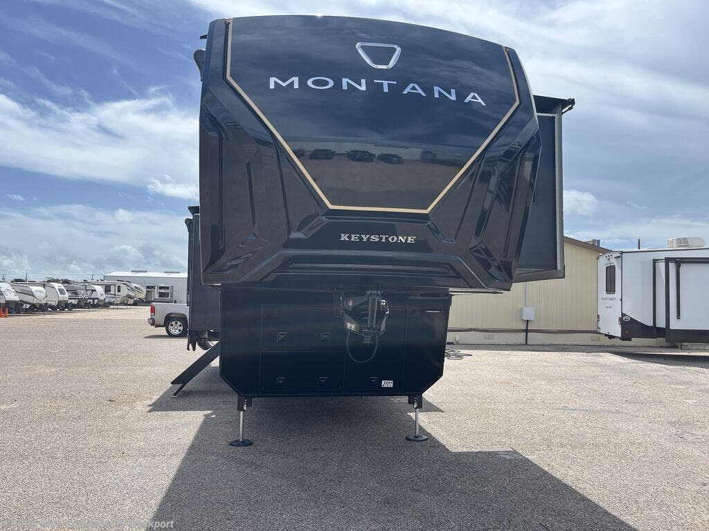 2027 Montana 3100RL by Keystone from Blue Compass RV Rockport in Rockport, Texas
