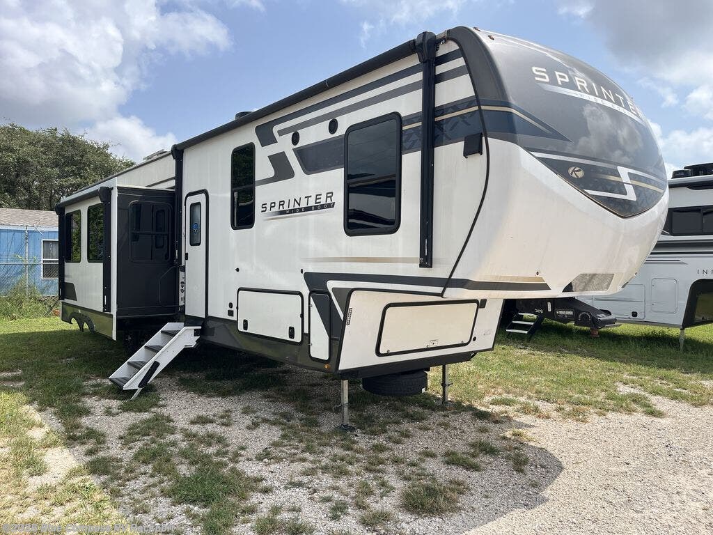 2025 Sprinter 3920DSL by Keystone from Blue Compass RV Rockport in Rockport, Texas