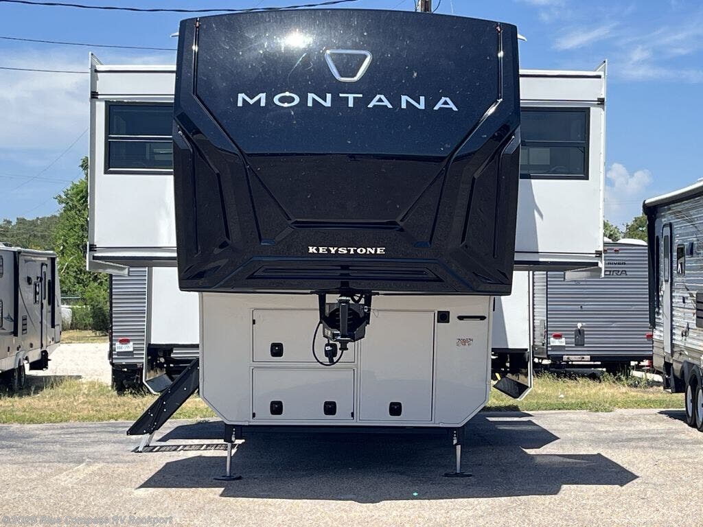 New 2027 Keystone Montana 3800FL available in Rockport, Texas