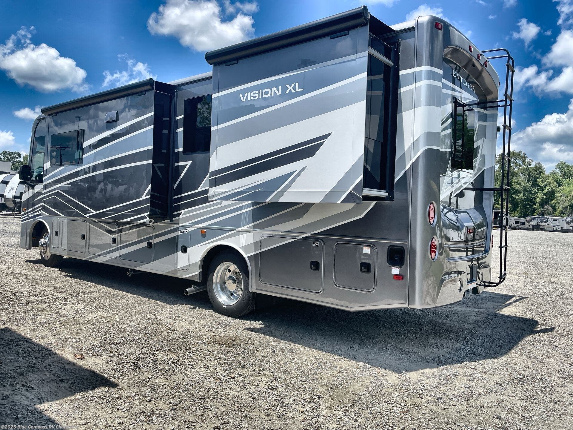 2025 Entegra Coach Vision XL 31UL RV for Sale in Ladson, SC 29456 ...