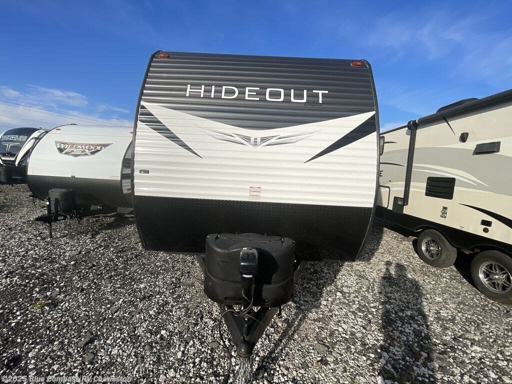 2020 Hideout 318lhs  Lhs by Keystone from Blue Compass RV Charleston in Ladson, South Carolina