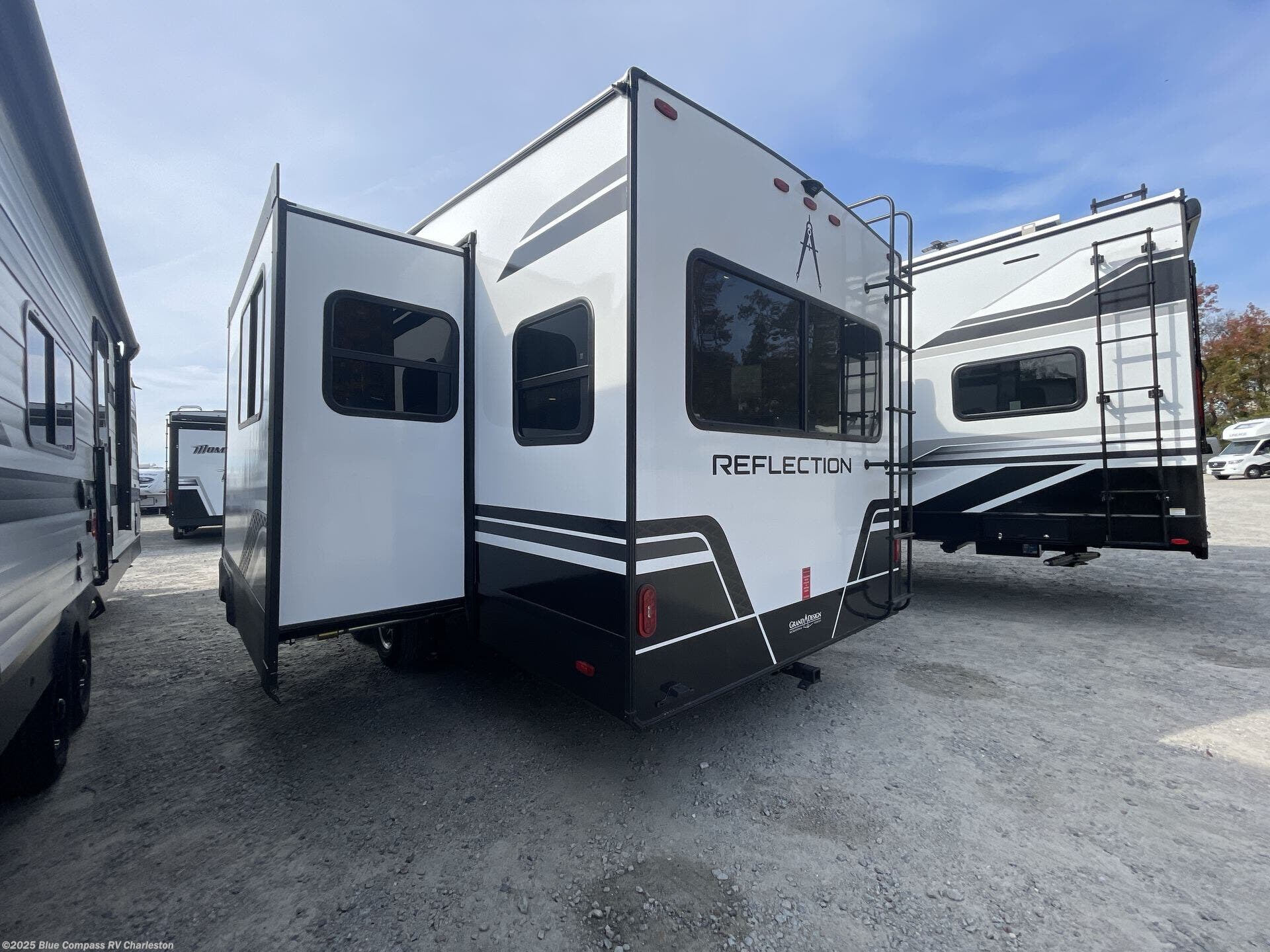 New 2026 Grand Design Reflection 100 Series 24RL available in Ladson, South Carolina