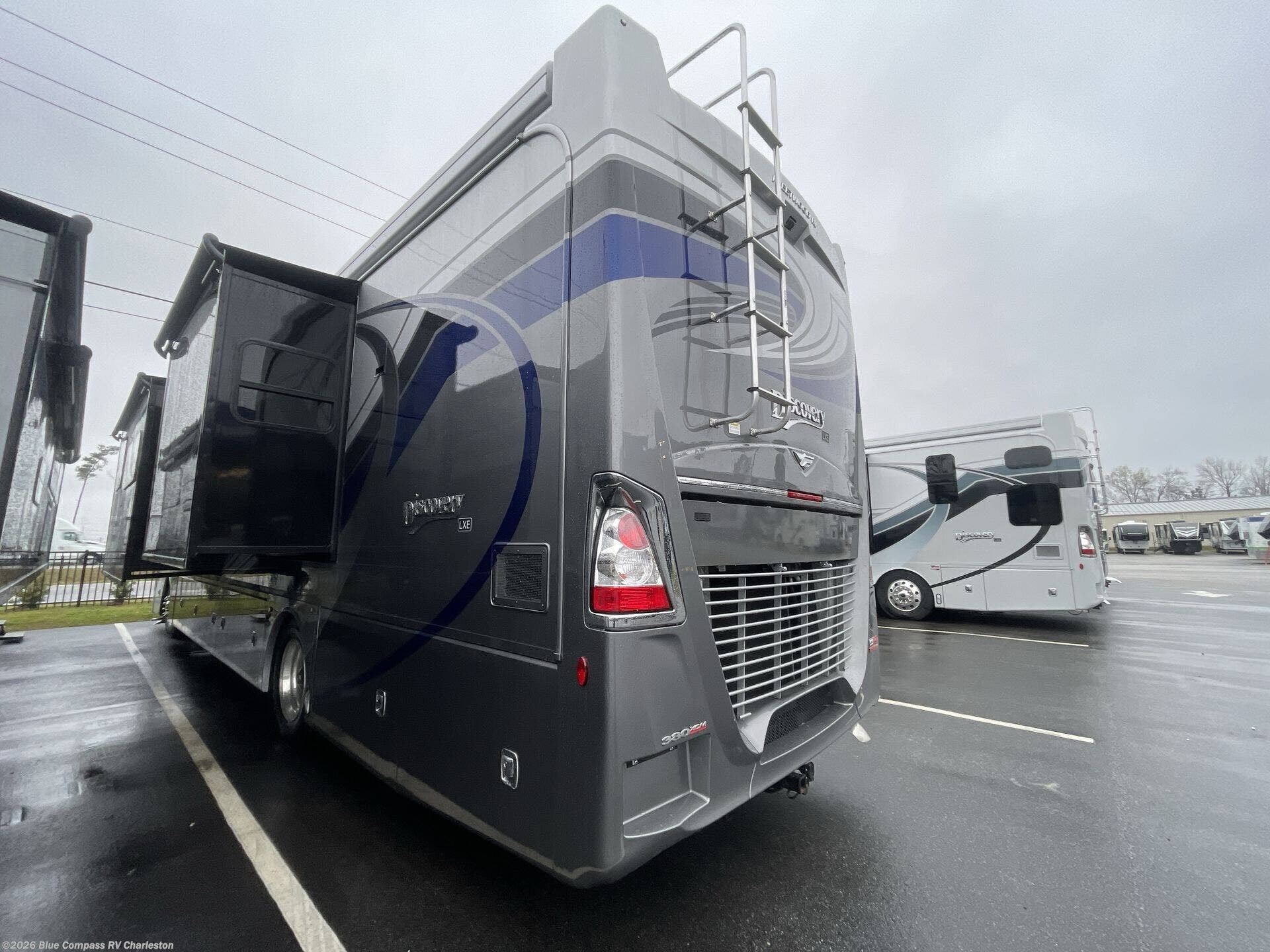New 2025 Fleetwood Discovery LXE 40M available in Ladson, South Carolina