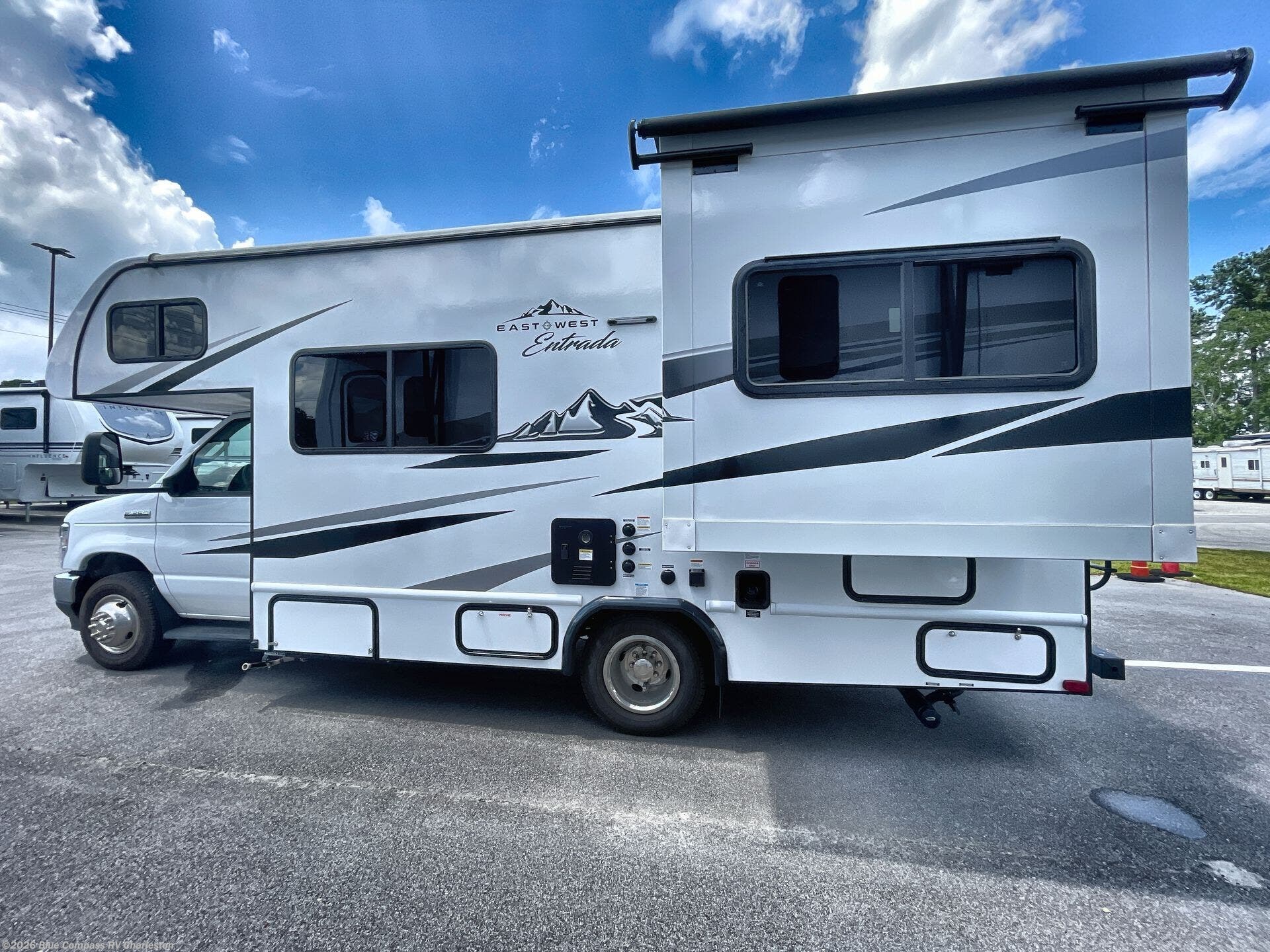 Used 2024 East to West Entrada 2200S available in Ladson, South Carolina
