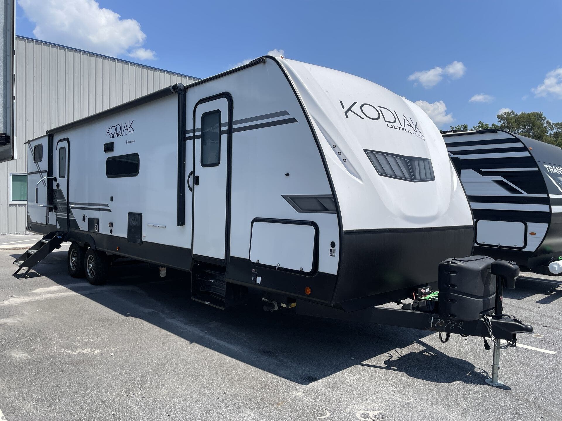 2023 Kodiak Ultra-Lite 332BHSL by Dutchmen from Blue Compass RV Charleston in Ladson, South Carolina