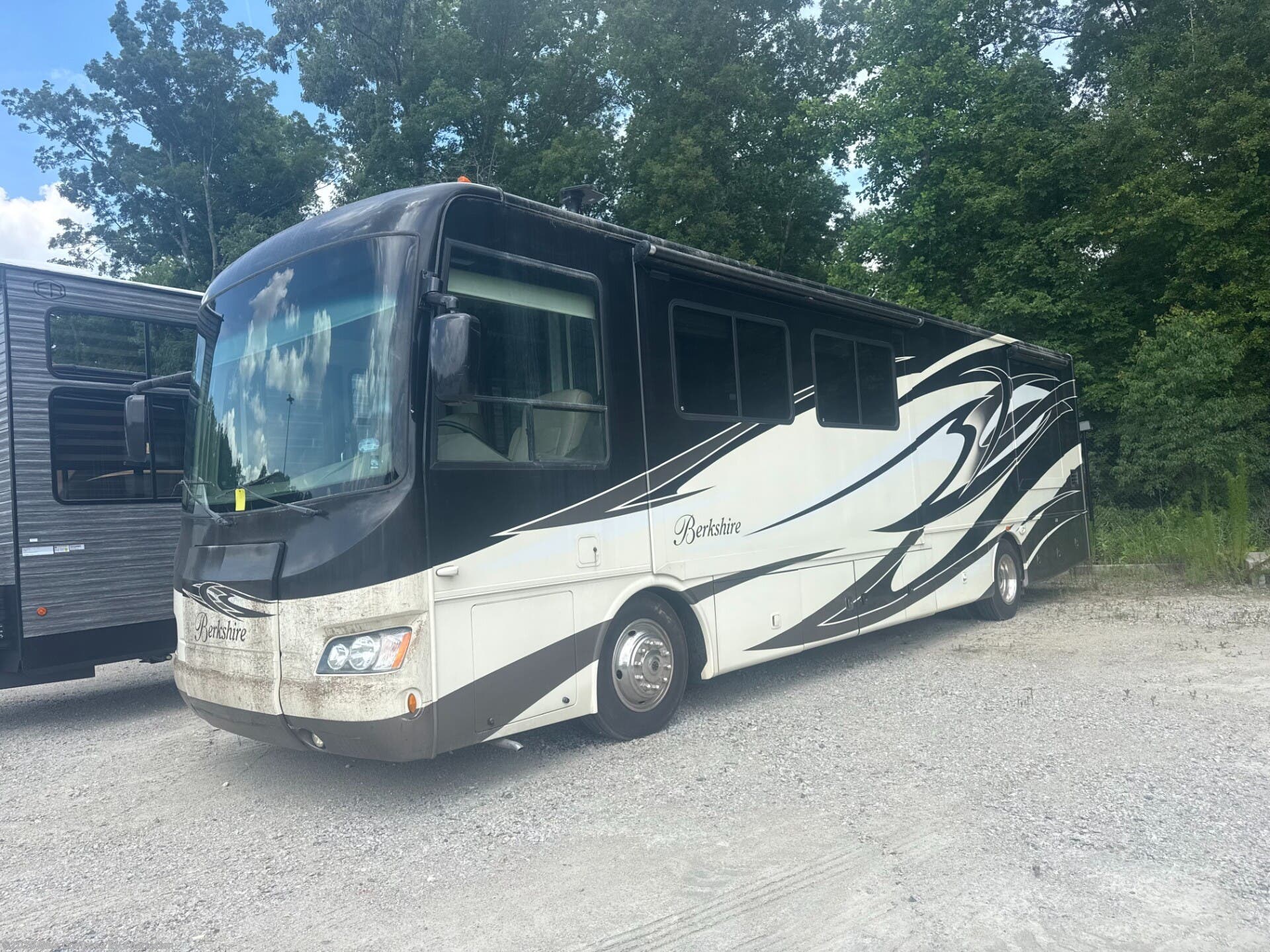 2011 Berkshire 390BH by Forest River from Blue Compass RV Charleston in Ladson, South Carolina