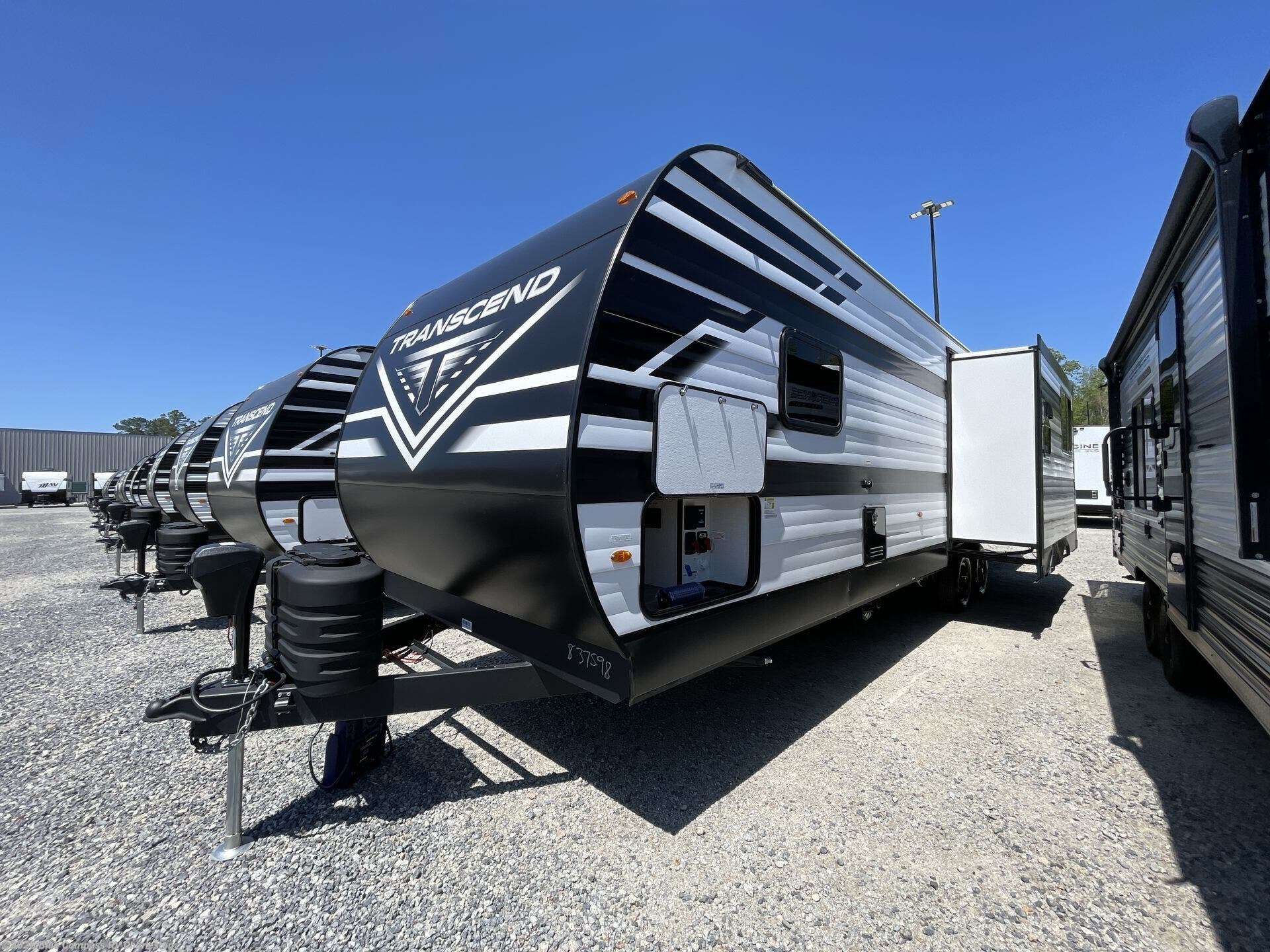 Used 2025 Grand Design Transcend 295QBT available in Ladson, South Carolina