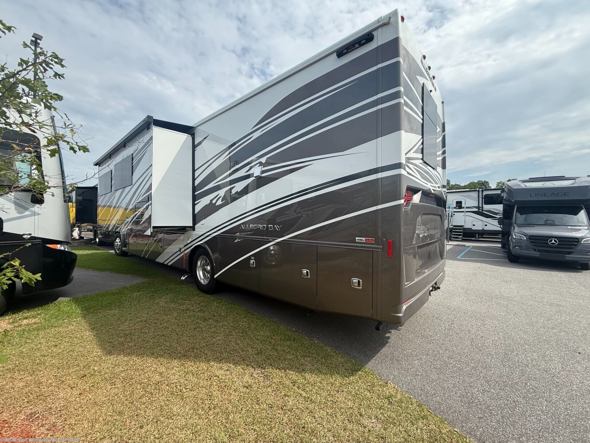 New 2027 Tiffin Allegro Bay 38 AB available in Ladson, South Carolina