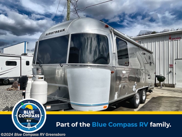 New 2024 Airstream Flying Cloud 23FB Twin available in Colfax, North Carolina
