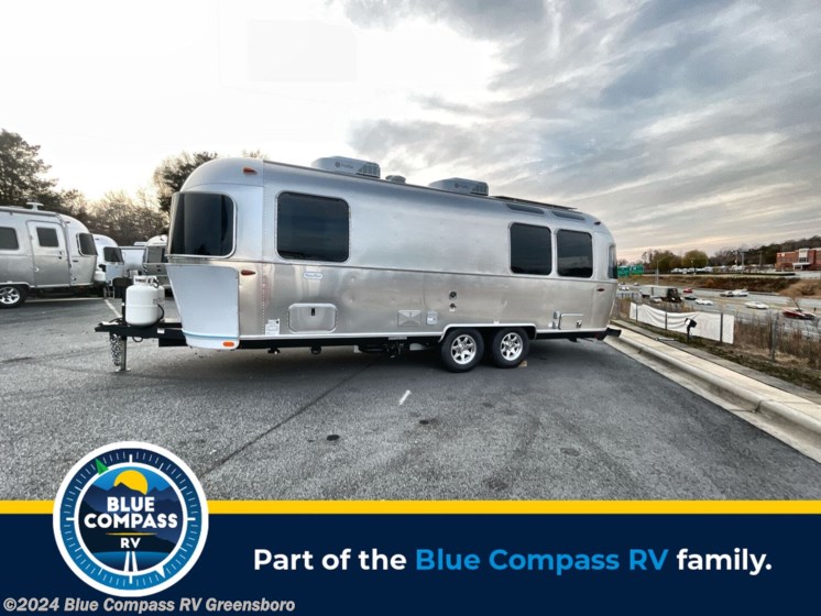 New 2024 Airstream Flying Cloud 25FB Twin available in Colfax, North Carolina
