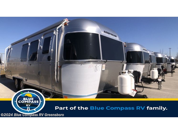 New 2024 Airstream Flying Cloud 28RB Twin available in Colfax, North Carolina