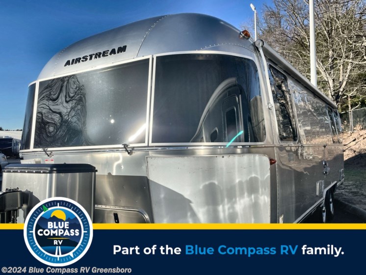 New 2024 Airstream Globetrotter 27FB available in Colfax, North Carolina