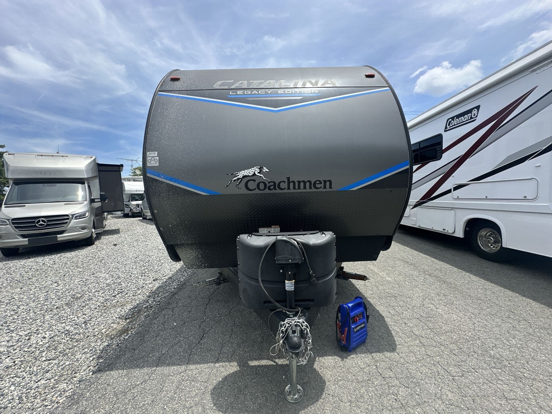 Used 2022 Coachmen Catalina Legacy  Legacy Edition 323qbtsck available in Colfax, North Carolina
