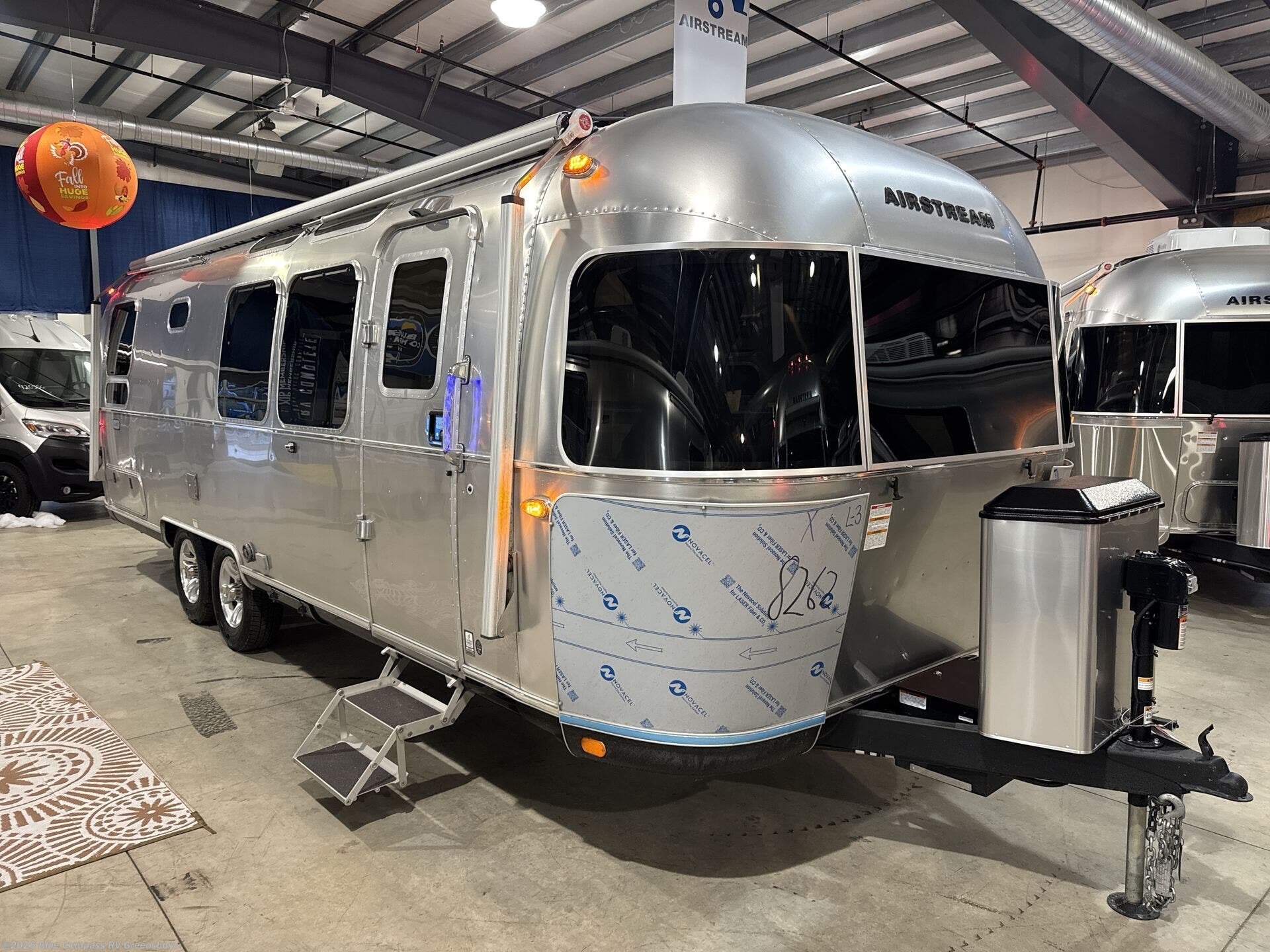 2026 Classic 28RB Twin by Airstream from Blue Compass RV Greensboro in Colfax, North Carolina