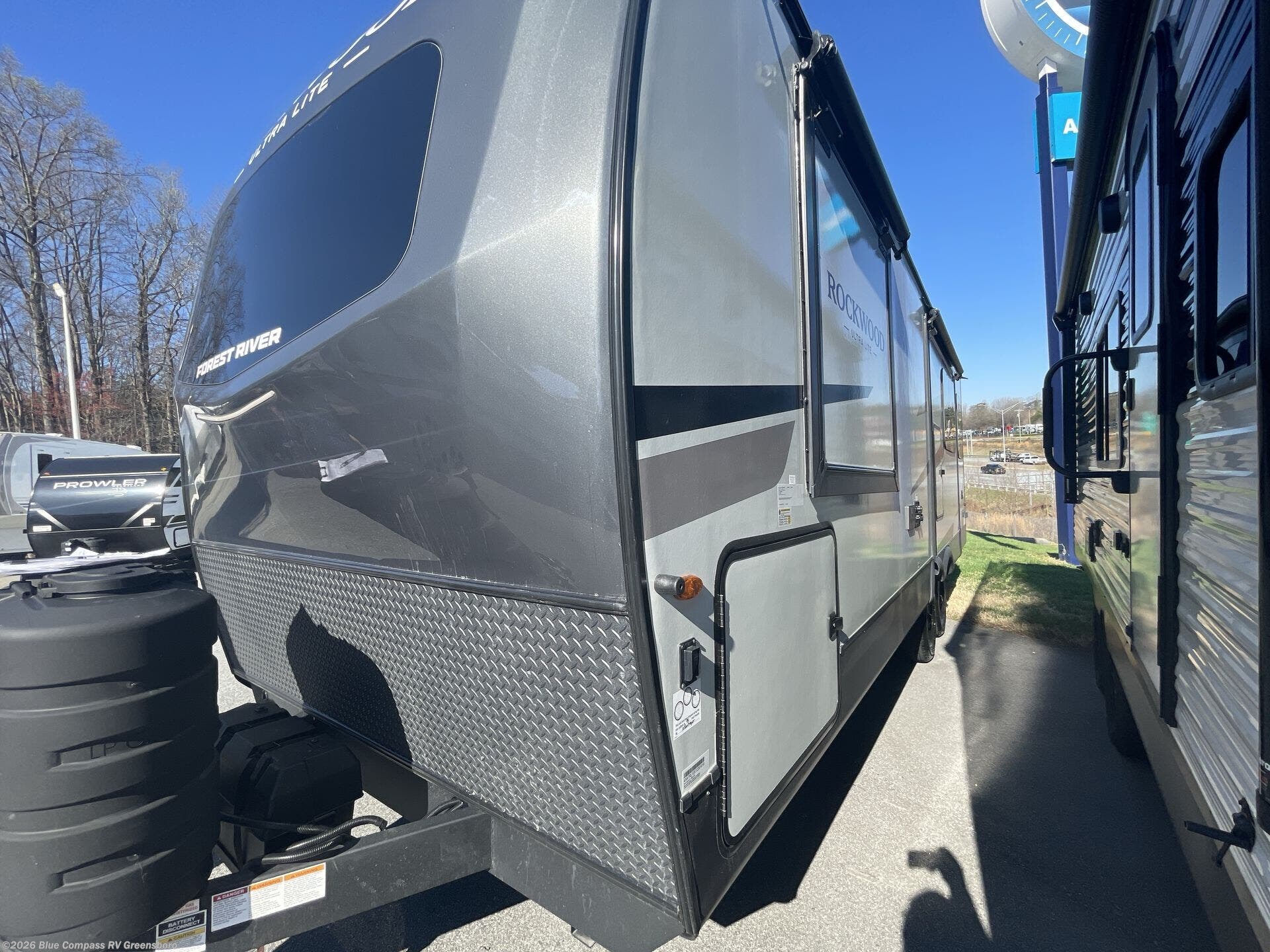 2026 Rockwood Ultra Lite 2618RD by Forest River from Blue Compass RV Greensboro in Colfax, North Carolina