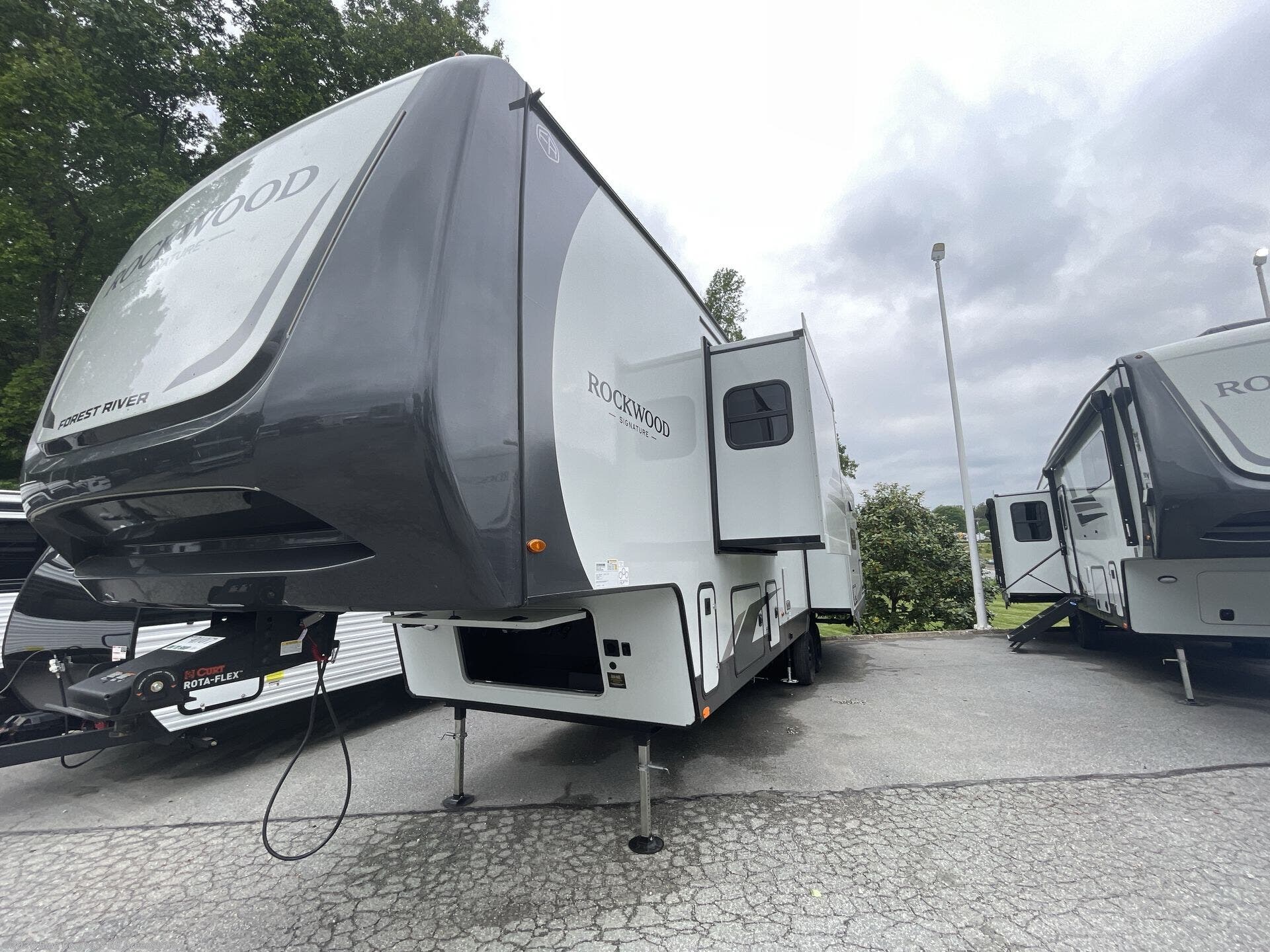 2026 Rockwood Signature 401SFB by Forest River from Blue Compass RV Greensboro in Colfax, North Carolina