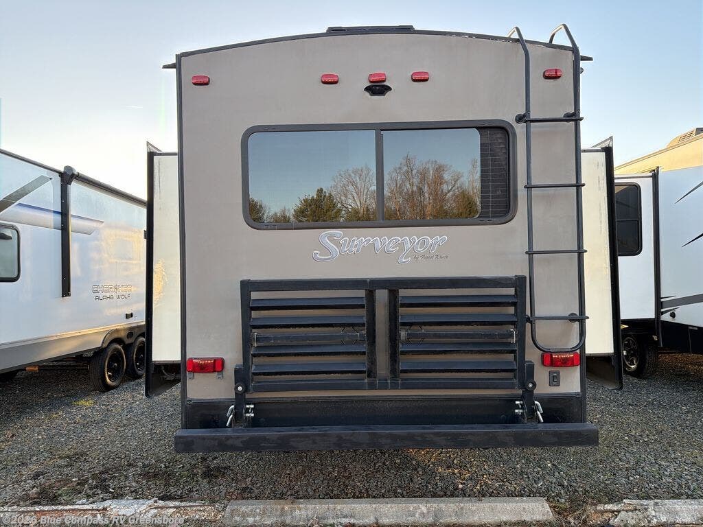 2016 Surveyor 33RLTS by Forest River from Blue Compass RV Greensboro in Colfax, North Carolina