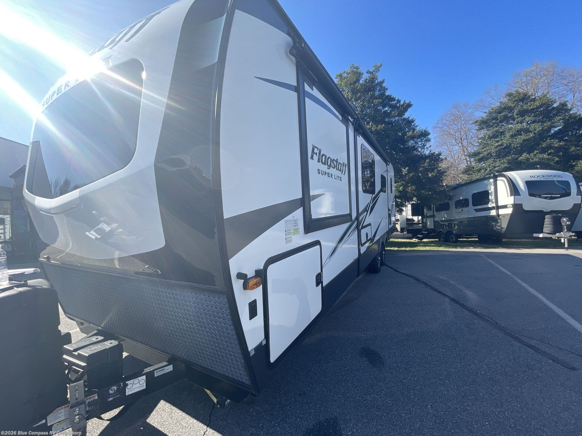 2021 Flagstaff Super Lite 27BHWS by Forest River from Blue Compass RV Greensboro in Colfax, North Carolina