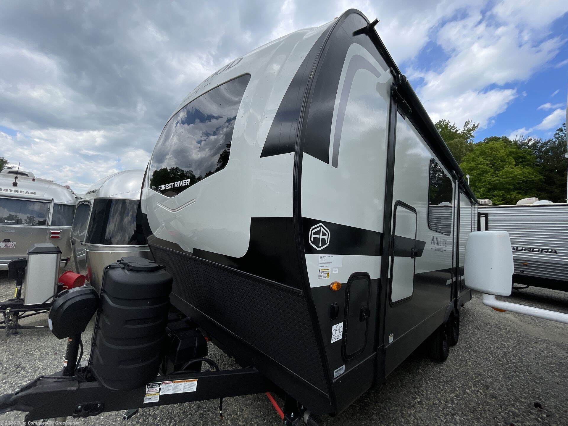 2026 Rockwood Mini Lite 2523MBR by Forest River from Blue Compass RV Greensboro in Colfax, North Carolina