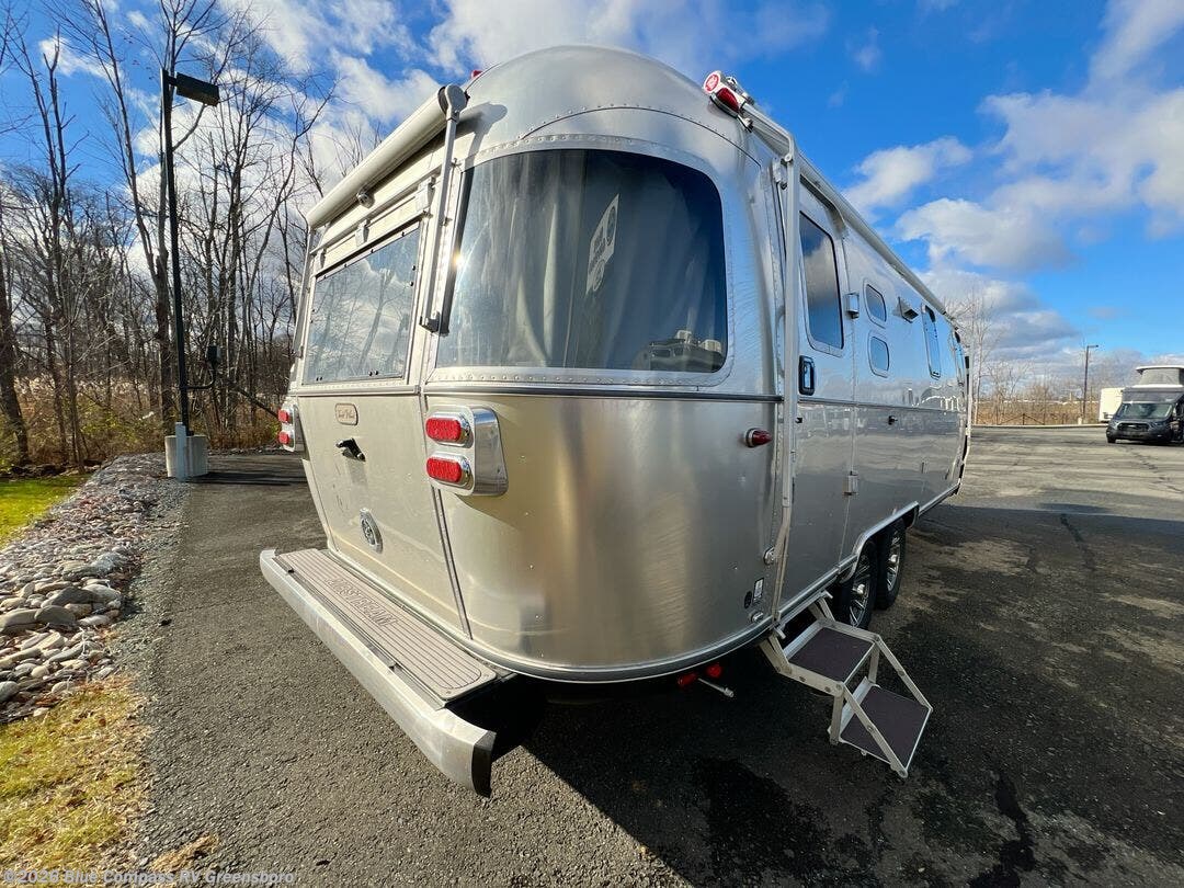 New 2026 Airstream Trade Wind 25FBT available in Colfax, North Carolina