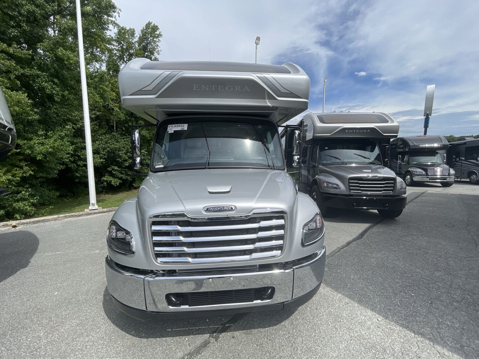 New 2027 Entegra Coach Accolade XL 37K available in Colfax, North Carolina