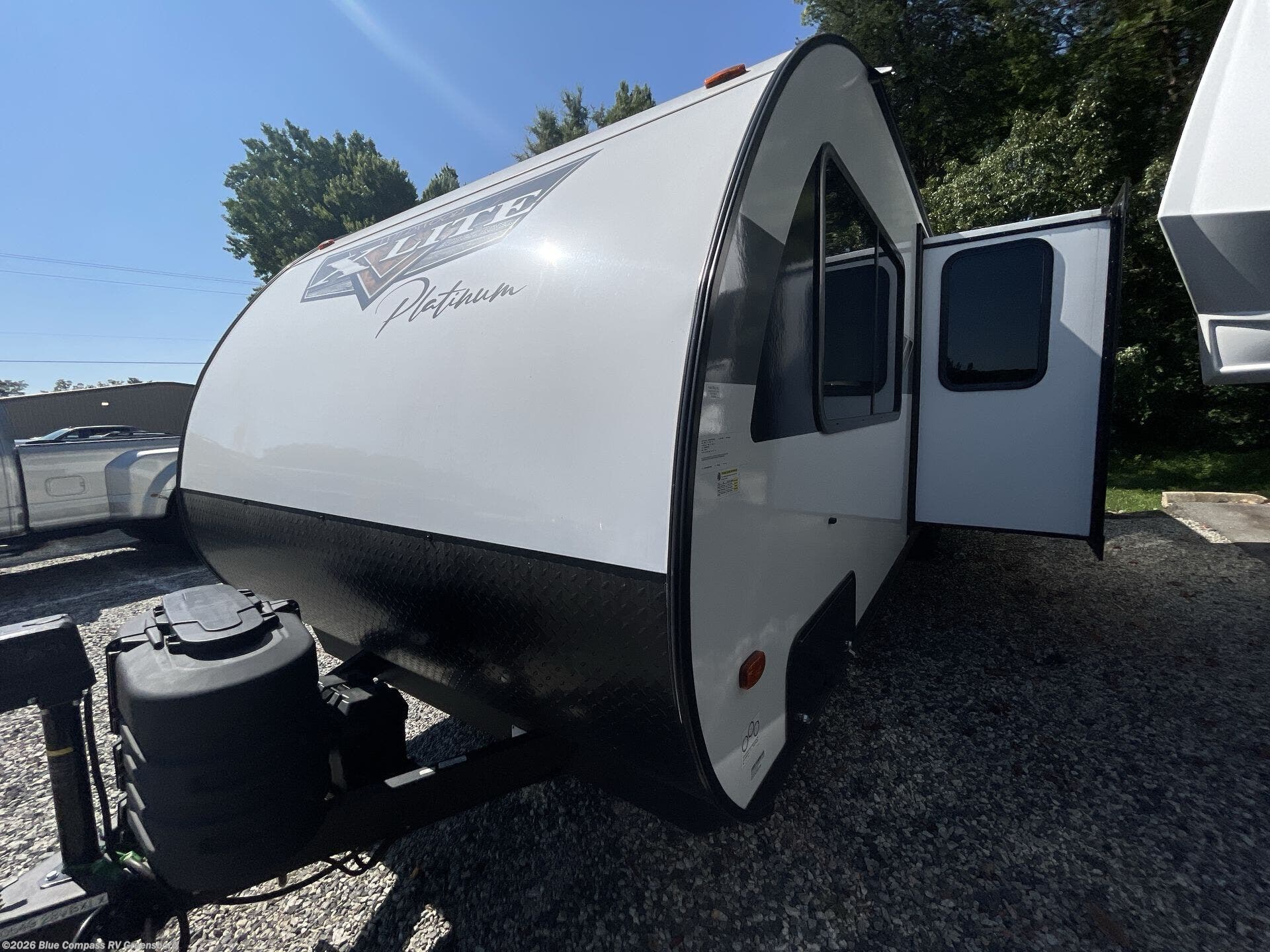 2024 Wildwood X-Lite 28VBXL by Forest River from Blue Compass RV Greensboro in Colfax, North Carolina