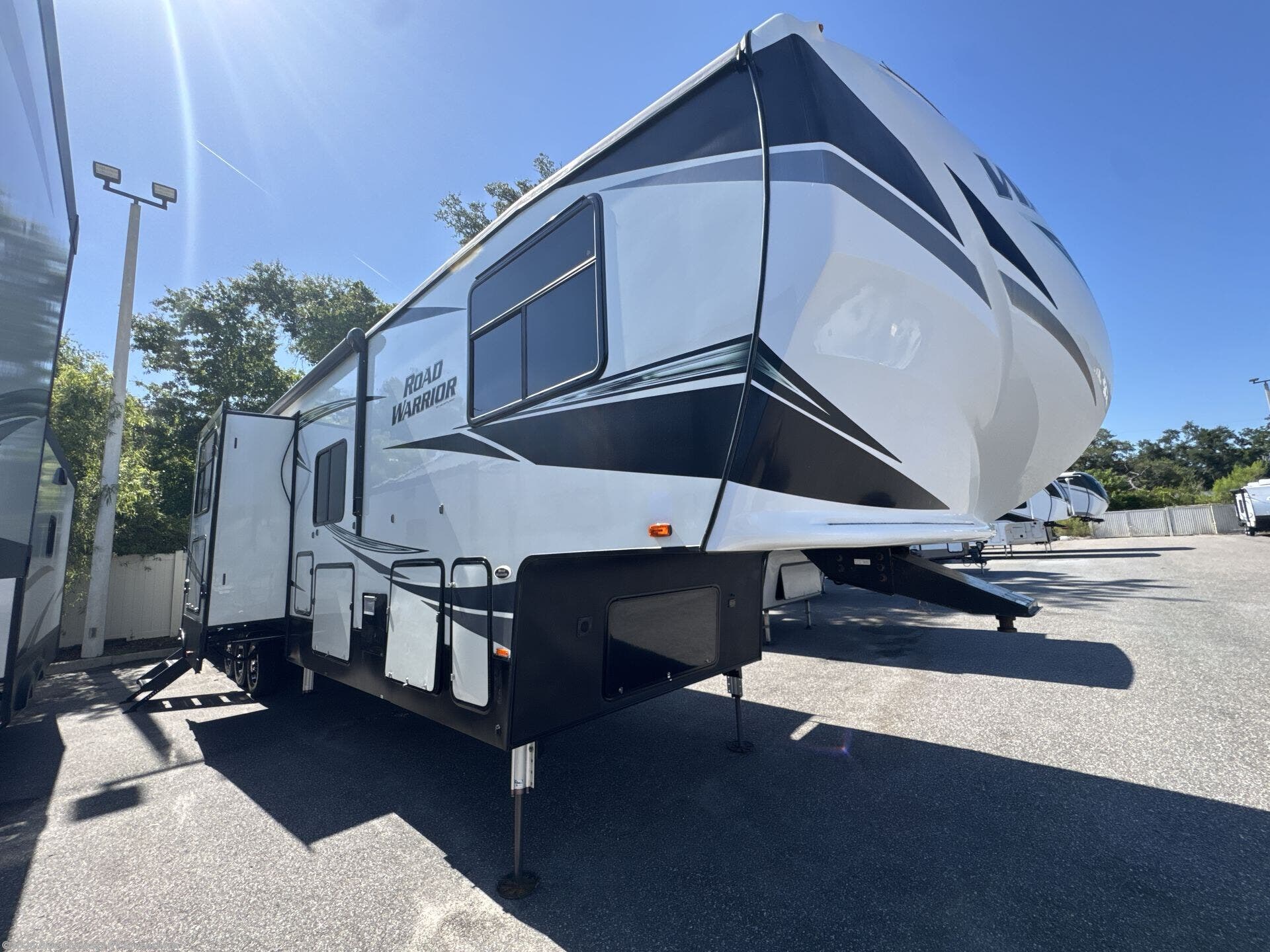 Used 2019 Heartland Road Warrior 430RW available in Colfax, North Carolina