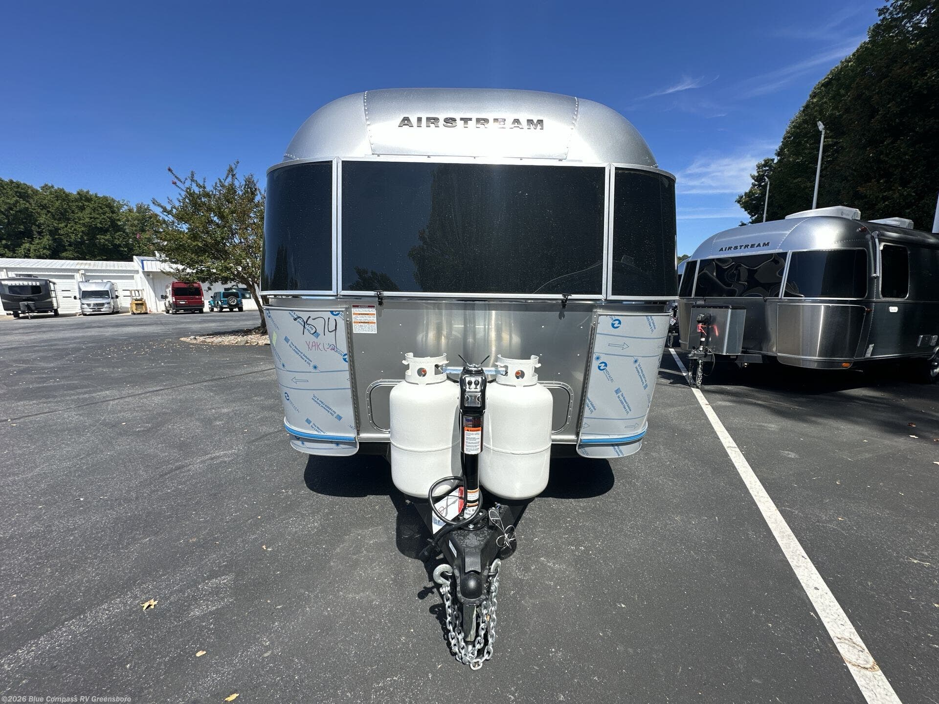2026 Globetrotter 27FB by Airstream from Blue Compass RV Greensboro in Colfax, North Carolina
