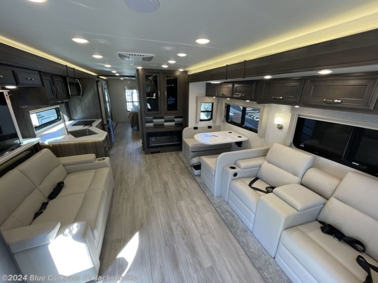 New 2025 Jayco Seneca Prestige 37M available in Jacksonville, Florida