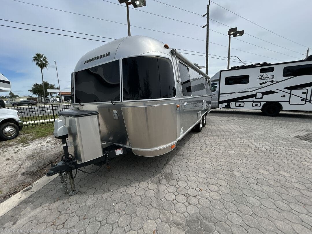 2016 International Serenity 25 by Airstream from Blue Compass RV Jacksonville in Jacksonville, Florida