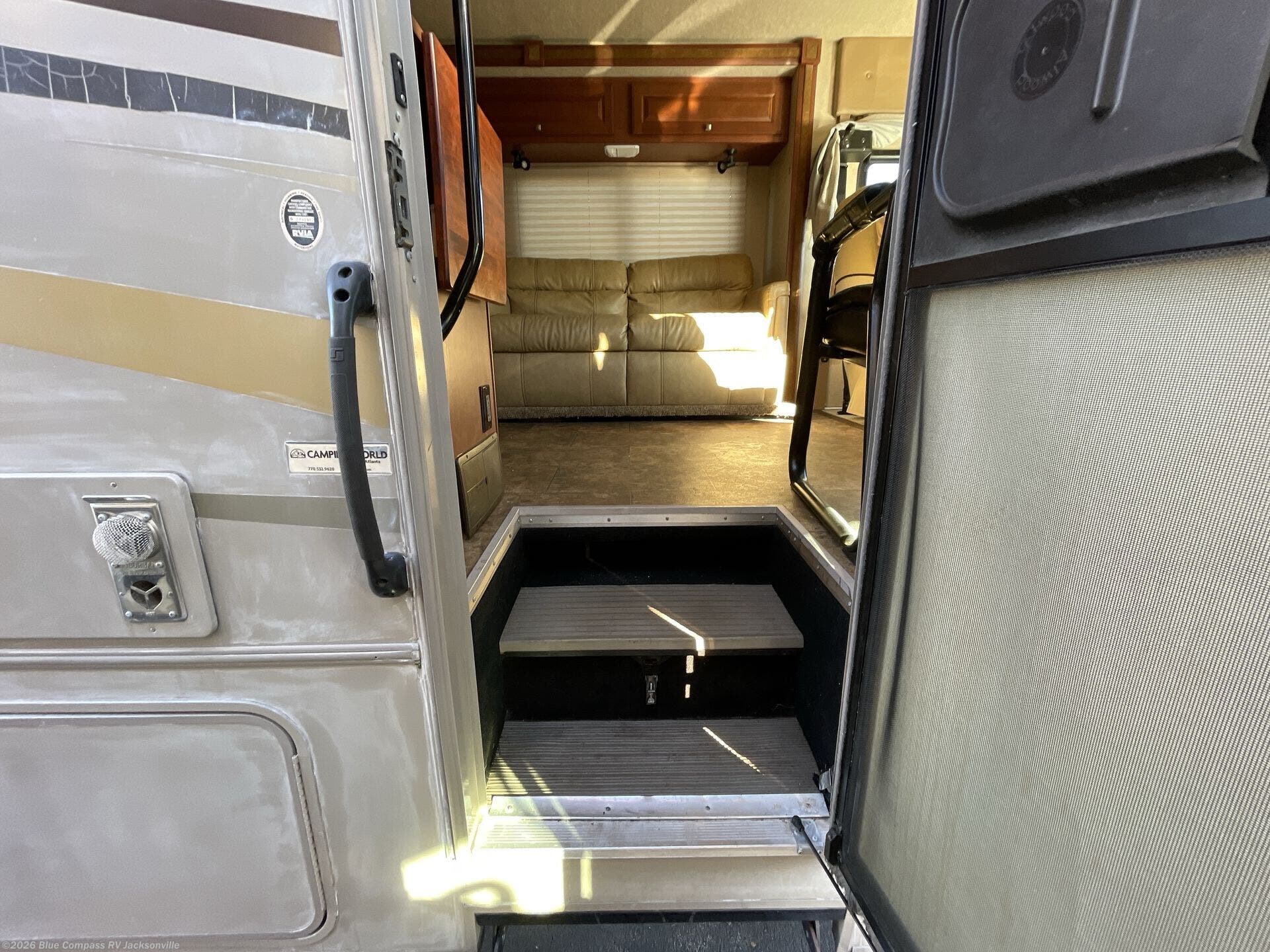 2014 Vista 26HE by Winnebago from Blue Compass RV Jacksonville in Jacksonville, Florida