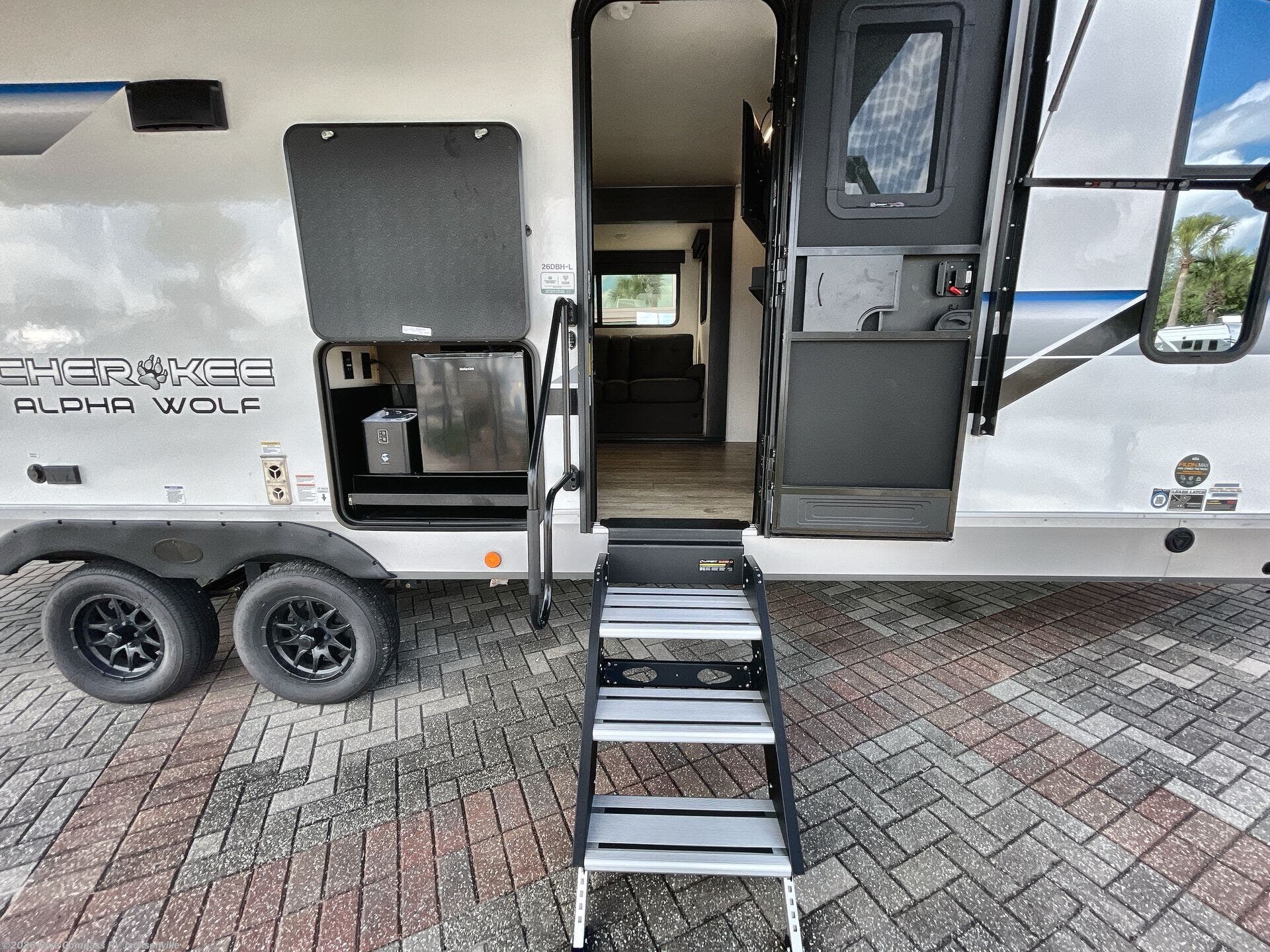 Used 2025 Forest River Cherokee Alpha Wolf 26DBH available in Jacksonville, Florida