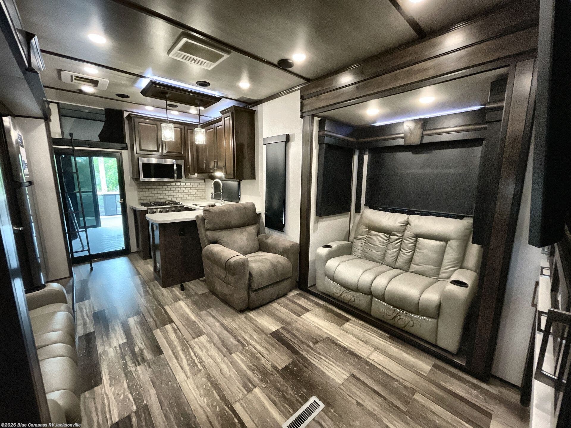 Used 2021 Dutchmen Voltage VT4195 available in Jacksonville, Florida