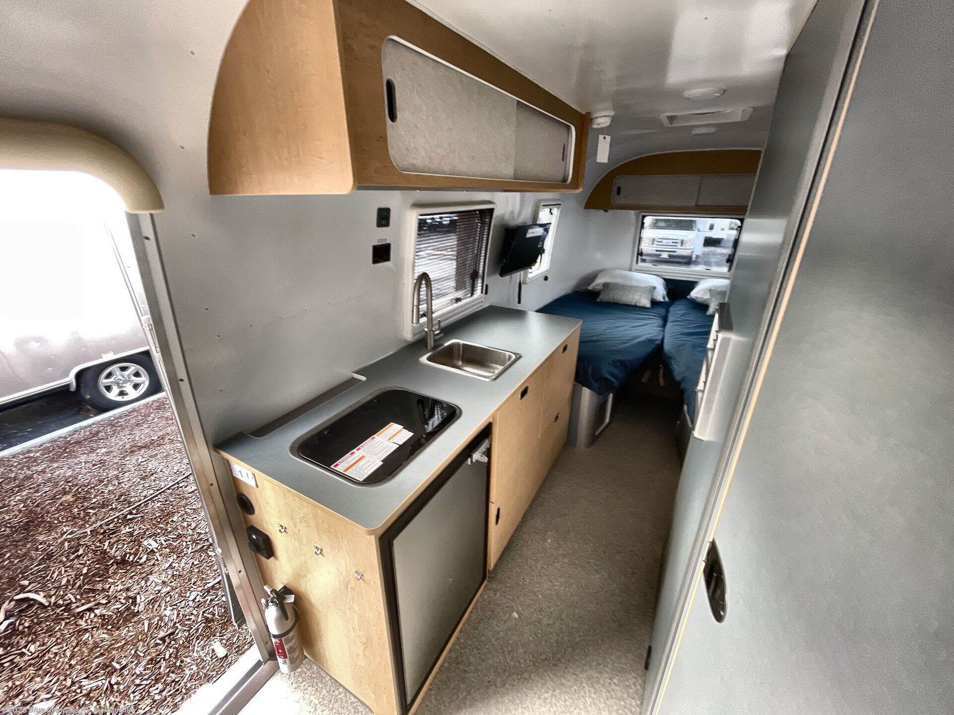 2027 World Traveler 22RB by Airstream from Blue Compass RV Jacksonville in Jacksonville, Florida