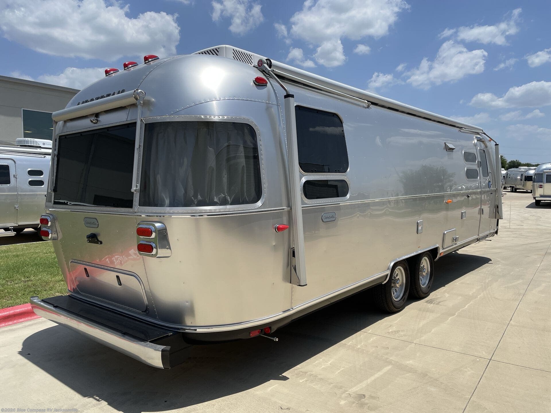New 2027 Airstream Globetrotter 30RB available in Jacksonville, Florida